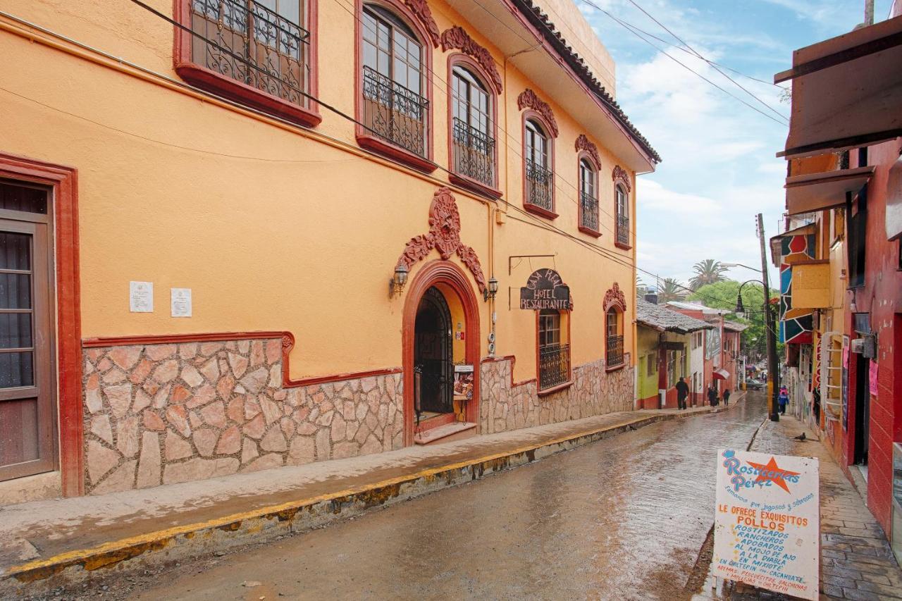 Hôtel Capital O Casa Real à Huauchinango Extérieur photo